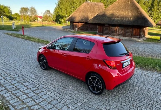 Toyota Yaris cena 49900 przebieg: 94400, rok produkcji 2015 z Nowy Wiśnicz małe 121